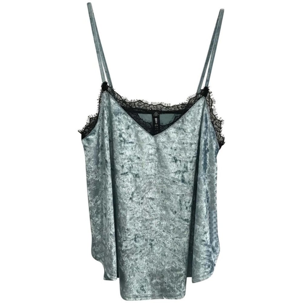 NWT Design Lab Lace Trim Crushed Velvet Tank Top